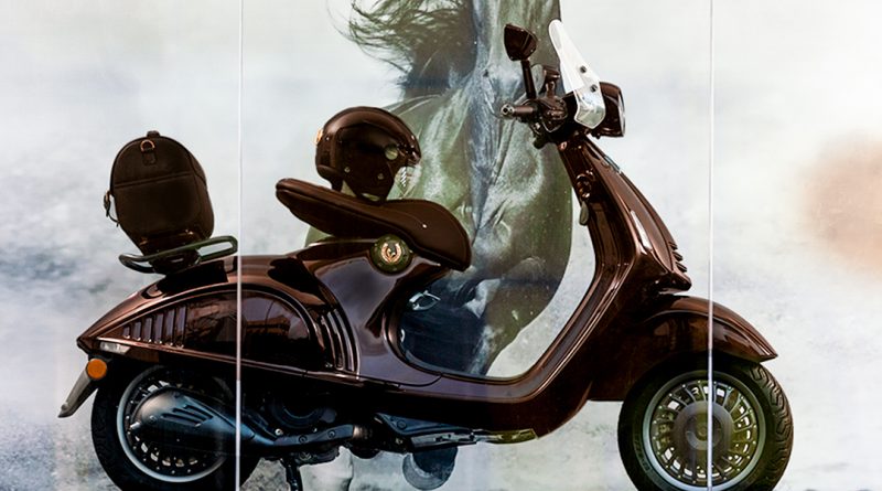 Vespa 946 Horse Hadir untuk Kolektor dan Pencinta Desain