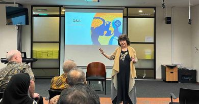 Sampoerna University Ungkap Dampak Nyata Media Sosial terhadap Mental Anak Muda